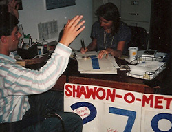 David Cihla delivering a version of the Shawon-O-Meter to Ellen Roney Hughes at the Smithsonian Institution